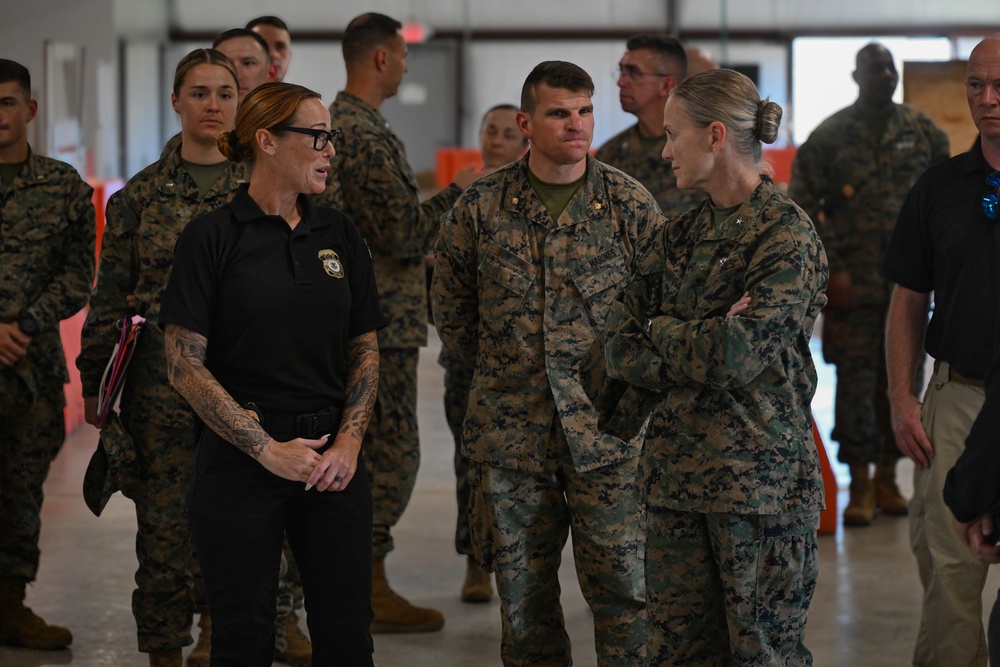 U.S. Marine Corps Brigadier General Hennigan Visits Joint Task Force Southern Guard