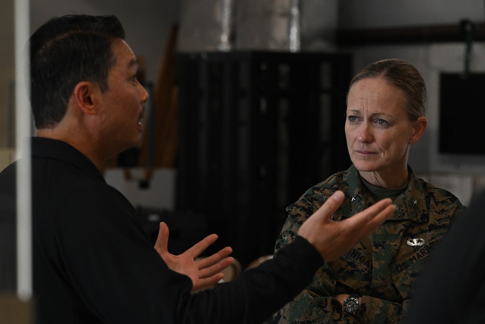 U.S. Marine Corps Brigadier General Hennigan Visits Joint Task Force Southern Guard