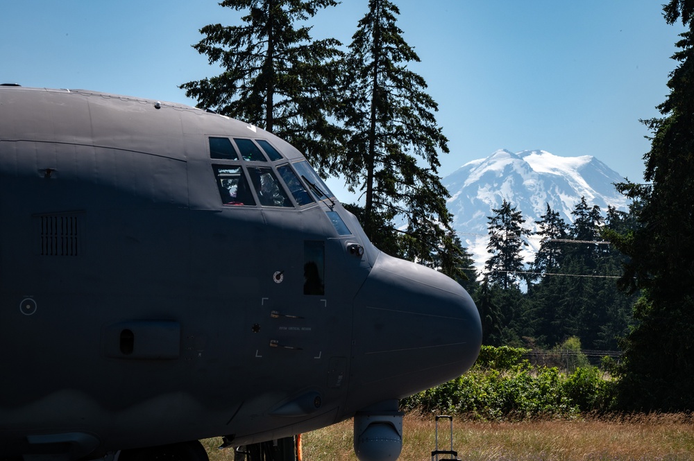 919th SOW trains on Gunship in Alaska