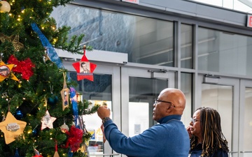 Gold Star Families Honored in Peoria, Illinois, Nov. 15, 2025