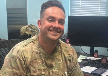 A lifeline in the field: Air Force lab technician maintains 379th EMDS Blood Donation Center