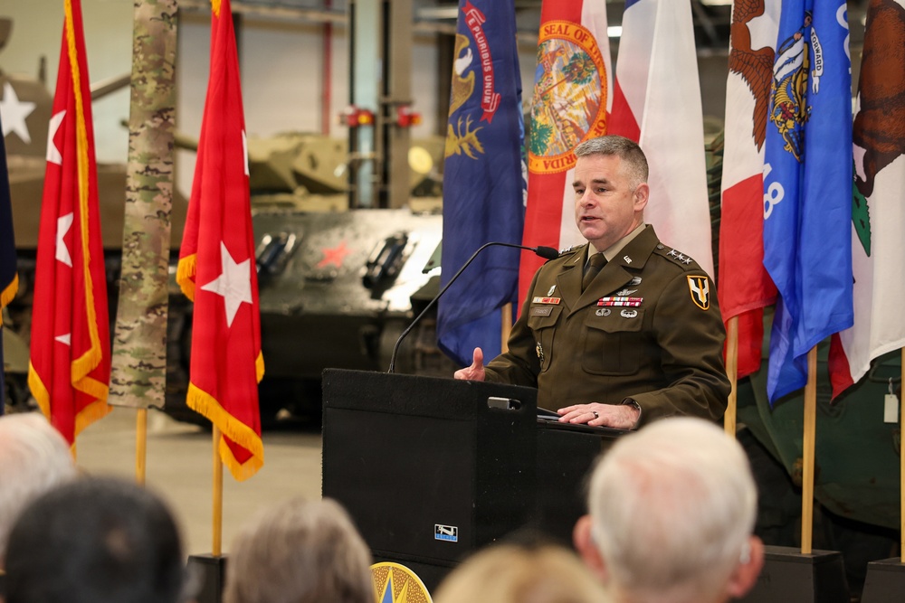 CASCOM/SCOE changes commanders, outgoing commander promoted