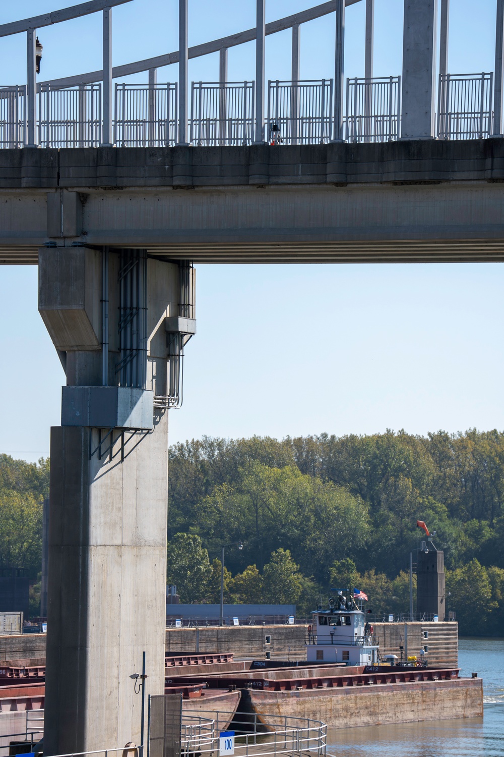 McAlpine Lock and Dam tests AI cameras to revolutionize data collection, improve operational efficiency