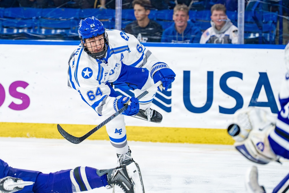 USAFA Hockey vs Holy Cross 2025