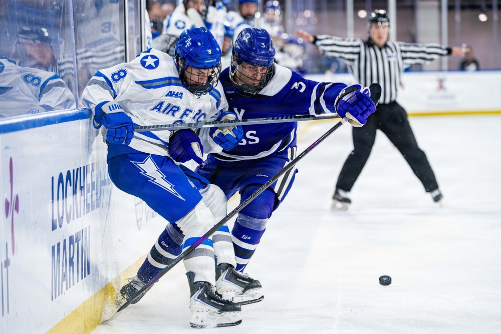USAFA Hockey vs Holy Cross 2025