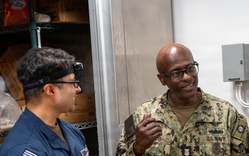 FLTCM Davis visits PHNSY &amp; IMF