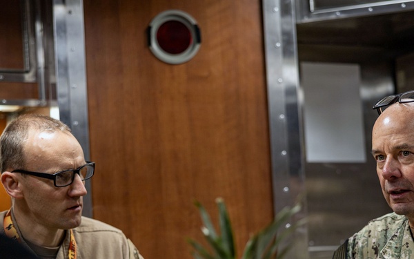 Vice Chief of Naval Operations Visits PNSY