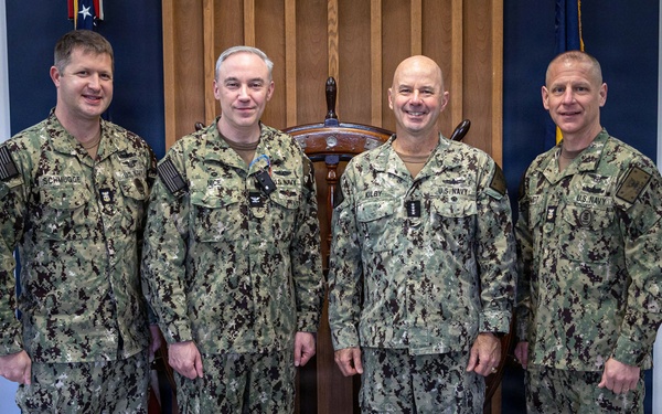 Vice Chief of Naval Operations Visits PNSY