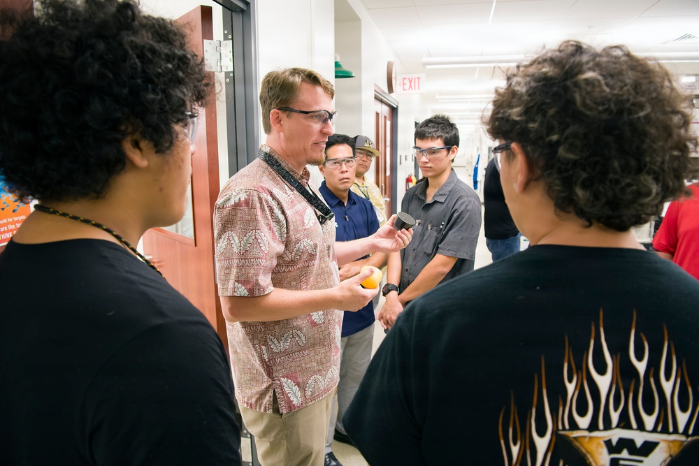 McKinley High School students tour PHNSY &amp; IMF