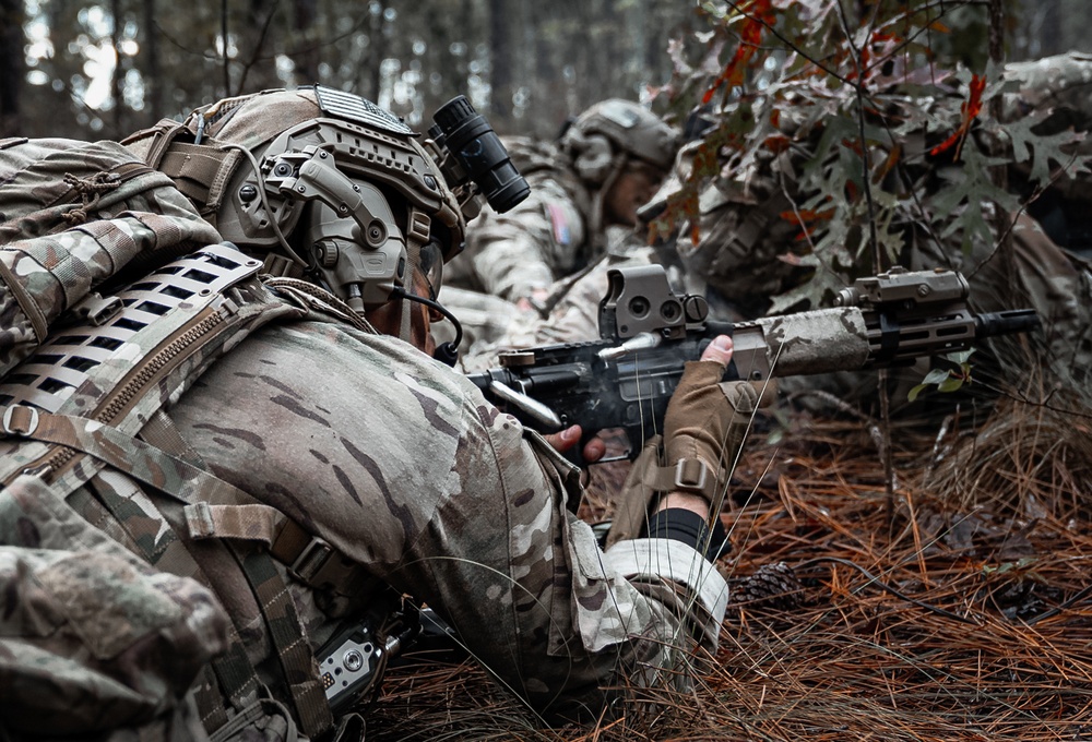 Special Operations Forces Train With Conventional Units During Validation Exercise