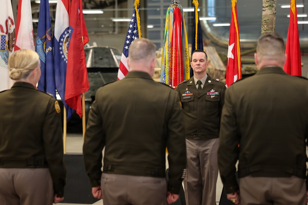 CASCOM/SCOE changes commanders, outgoing commander promoted