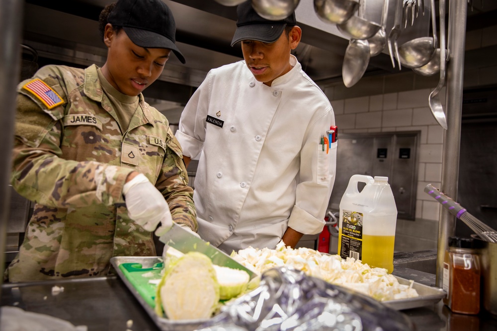 Always Ready DFAC Offers New Dining Options for West Fort Hood