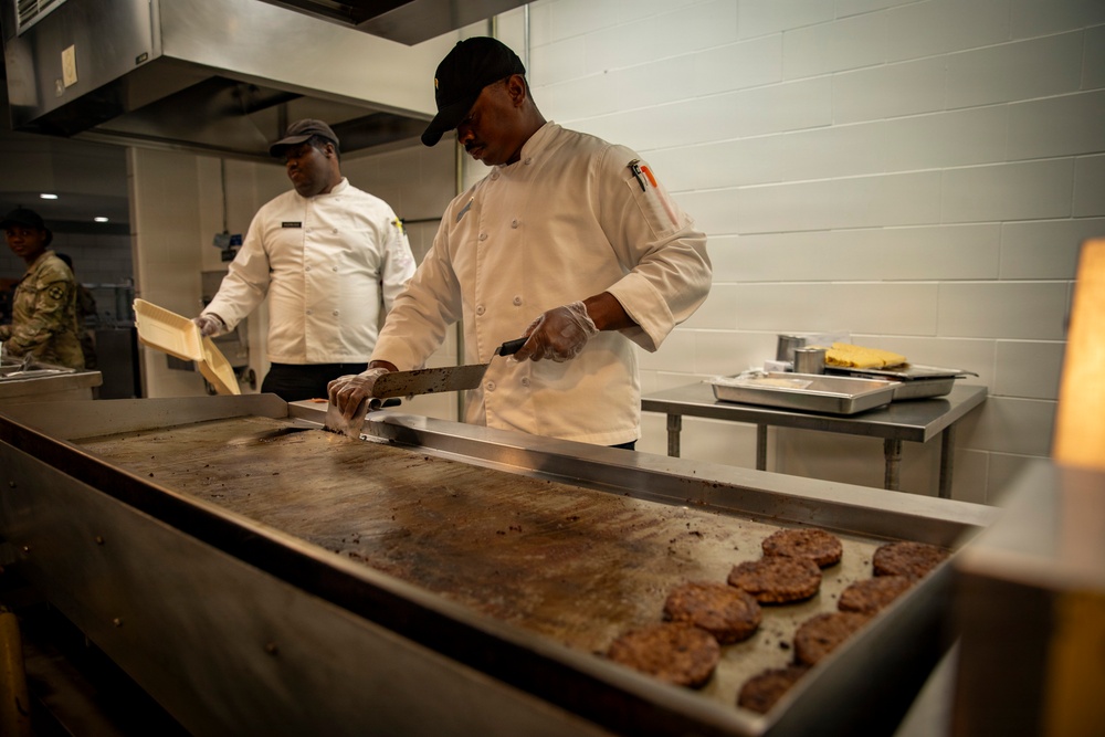 Always Ready DFAC Offers New Dining Options for West Fort Hood