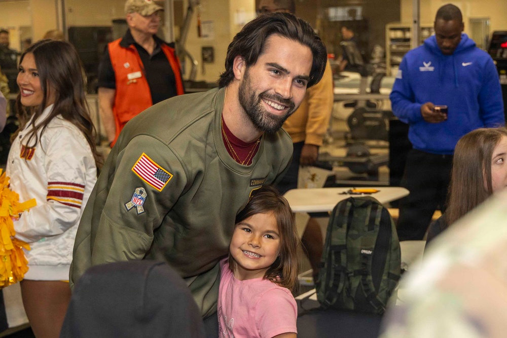 Washington Commanders Visit Walter Reed