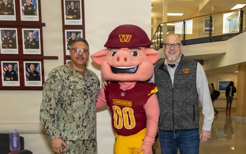 Washington Commanders Visit Walter Reed