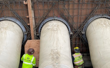 Rains pause work along Natomas Reach A, but pumping plant valve vault work continues