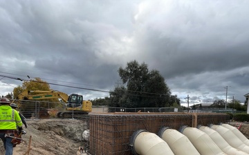 Rains pause work along Natomas Reach A, but pumping plant valve vault work continues