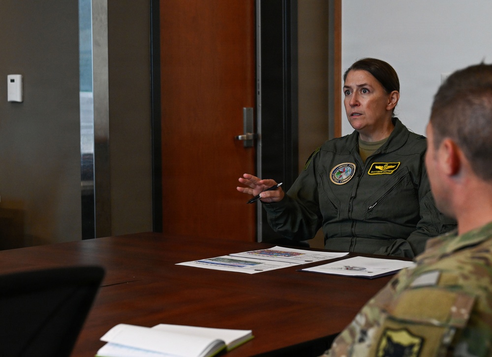 U.S. Strategic Command JEC Director addresses IOQC students