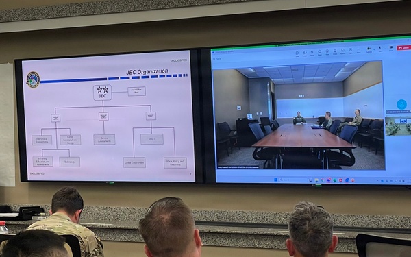 U.S. Strategic Command JEC Director addresses IOQC students