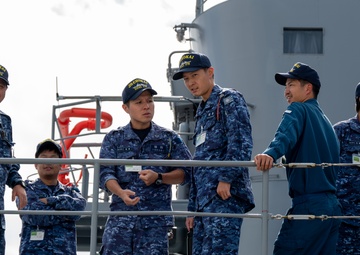 JS Chokai (DDG 176) Arrives at Naval Base San Diego