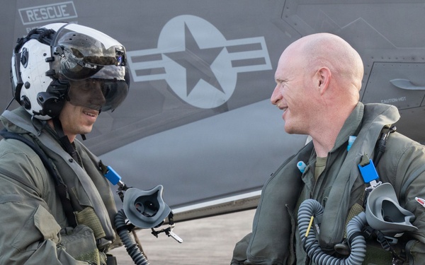 MAG-13 CO visits VMFA-225 in Puerto Rico