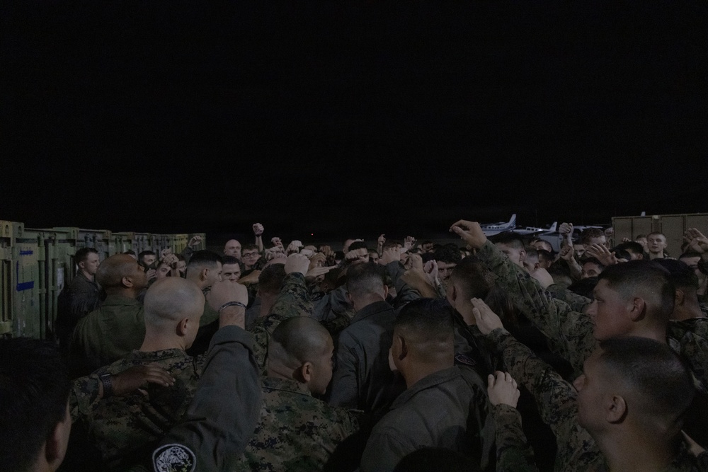 MAG-13 CO visits VMFA-225 in Puerto Rico