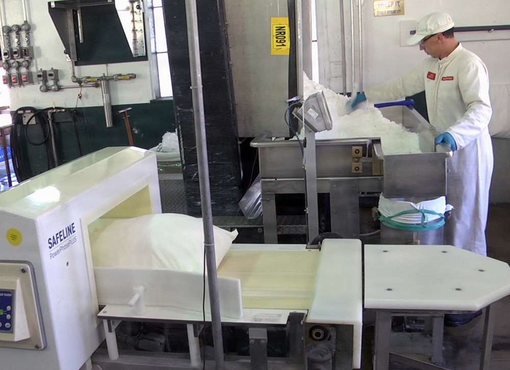 Bagging at Holston Army Ammunition Plant