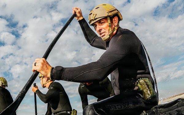 EODMU-11 Conducts Surf Passage Training