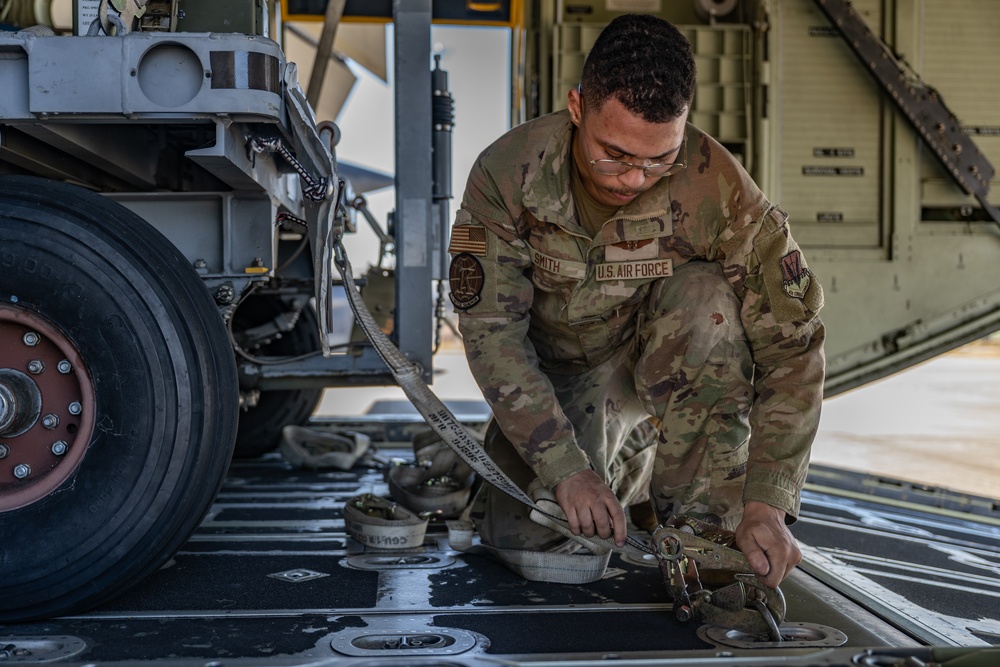 Airmen Gear Up for Contingency Location Operations in MT 26-1
