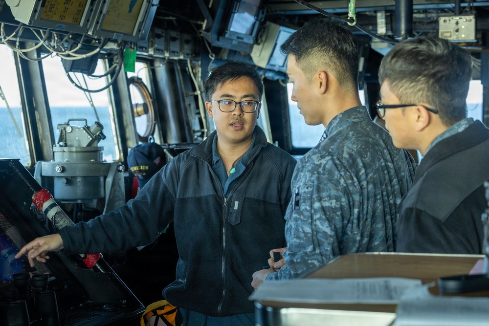 USS Milius (DDG 69) Participates in Carrier Strike Group Exercise 2025 with ROK Navy