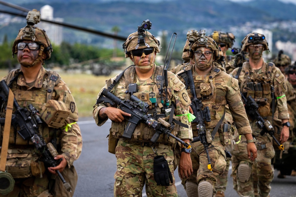 25th Combat Aviation Brigade Executes a Long Range Maritime Air Assault During Joint Pacific Multinational Readiness Center Rotation 26-01