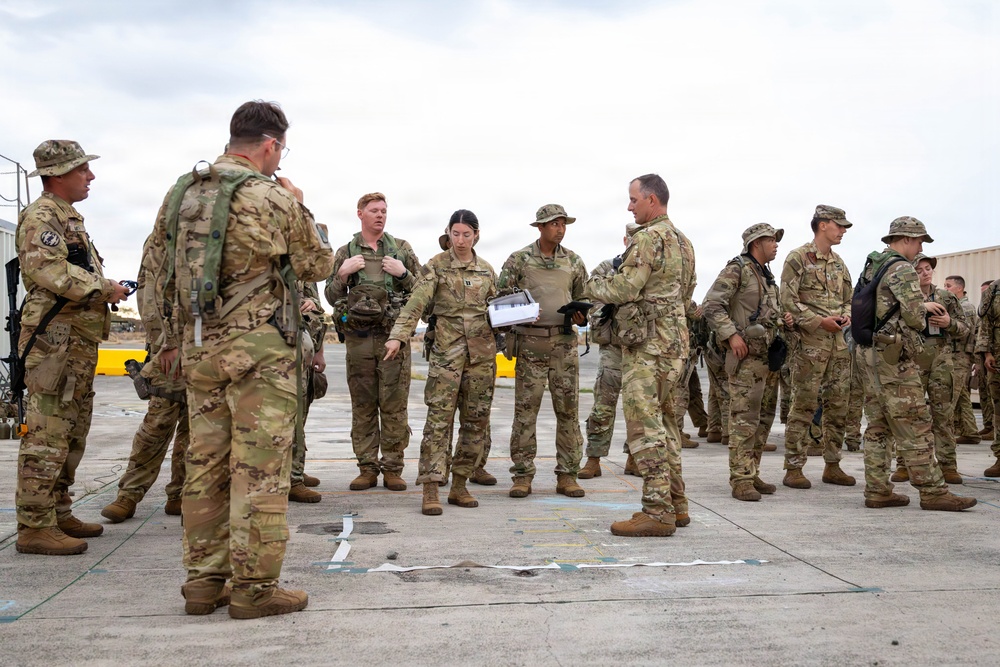 25th Combat Aviation Brigade Executes a Long Range Maritime Air Assault During Joint Pacific Multinational Readiness Center Rotation 26-01