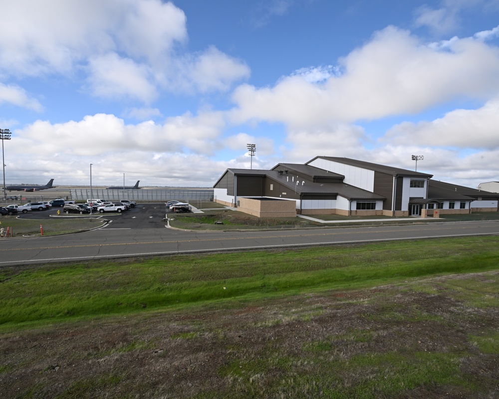 940th Air Refueling Wing's New Squadron Operations and Aircraft Maintenance Facility