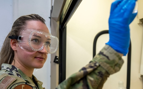6 LRS Airmen fuel the mission at MacDill