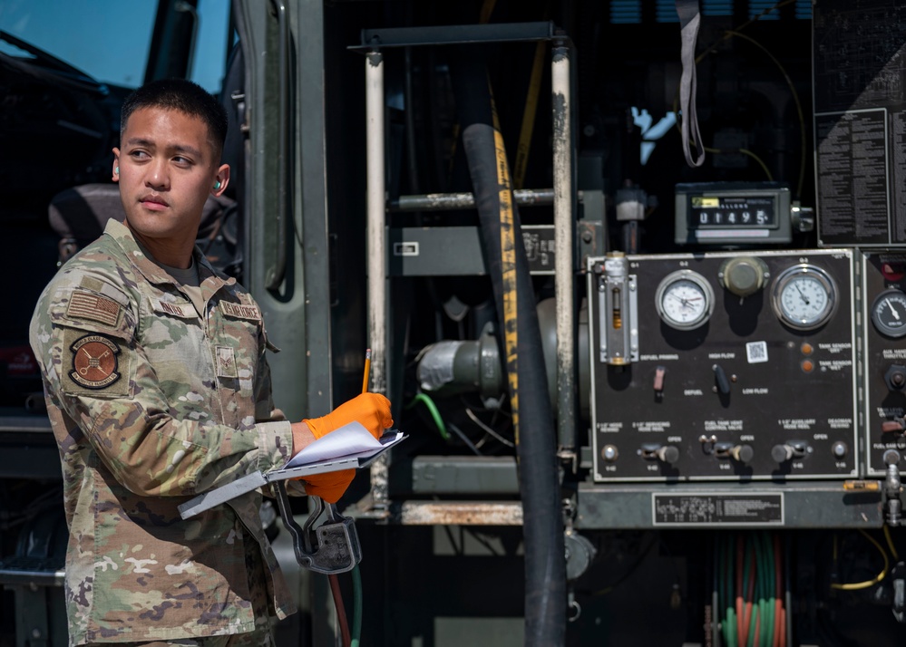6 LRS Airmen fuel the mission at MacDill