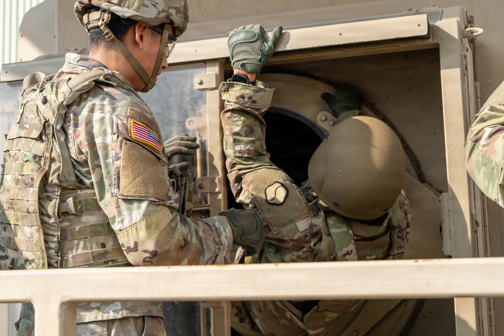 665th MCT Conducts HEAT Training at Camp Carroll