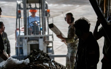 374 AW Log-QRF conducts first real-world deployment during Philippine typhoon response