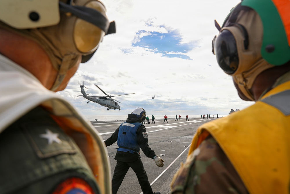 UNC/CFC/USFK Commander Visits USS George Washington