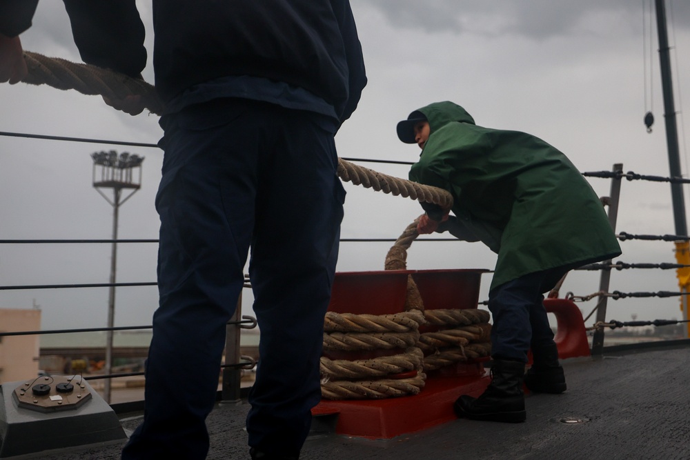 Sea and Anchor evolution with USS Paul Ignatius (DDG 117)