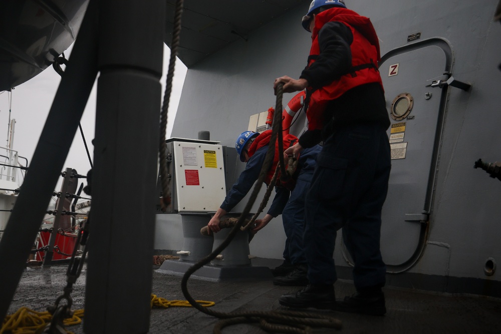Sea and Anchor evolution with USS Paul Ignatius (DDG 117)