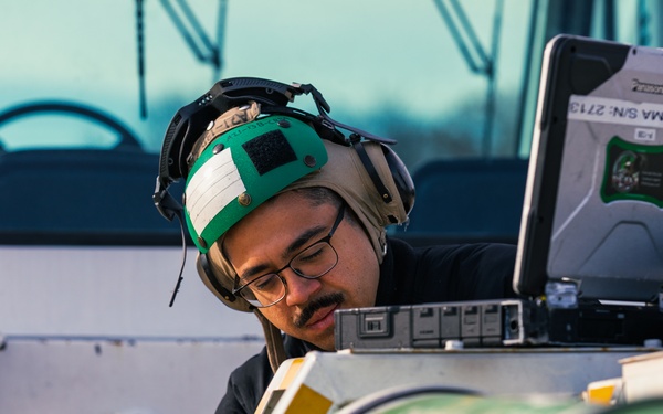 VX-1 Sailors conduct routine maintenance
