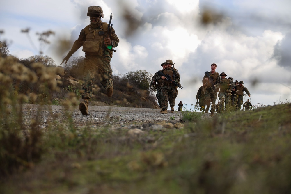 9th Communication Battalion Conducts Simulated Raid