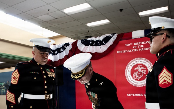 NAVSUP WSS marks USMC's 250th birthday in Philadelphia