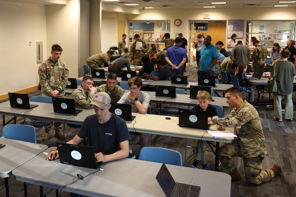 Hackathon V – A cyber and computer challenge event for young people 001