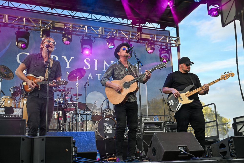 Gary Sinise brings honor, gratitude and rock ’n’ roll to Hill AFB