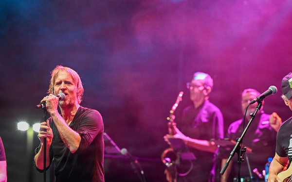 Gary Sinise brings honor, gratitude and rock ’n’ roll to Hill AFB