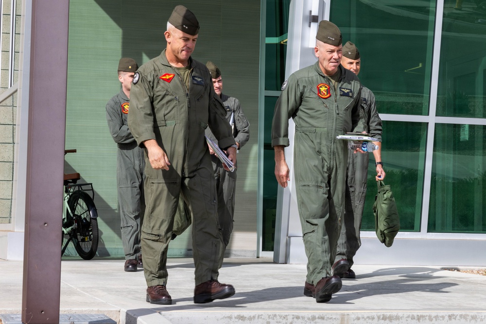 Deputy Commandant for Aviation visits 3rd MAW