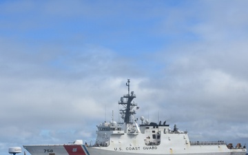 Coast Guard continues to break records, offloading over $362 million in illicit drugs interdicted in Eastern Pacific Ocean