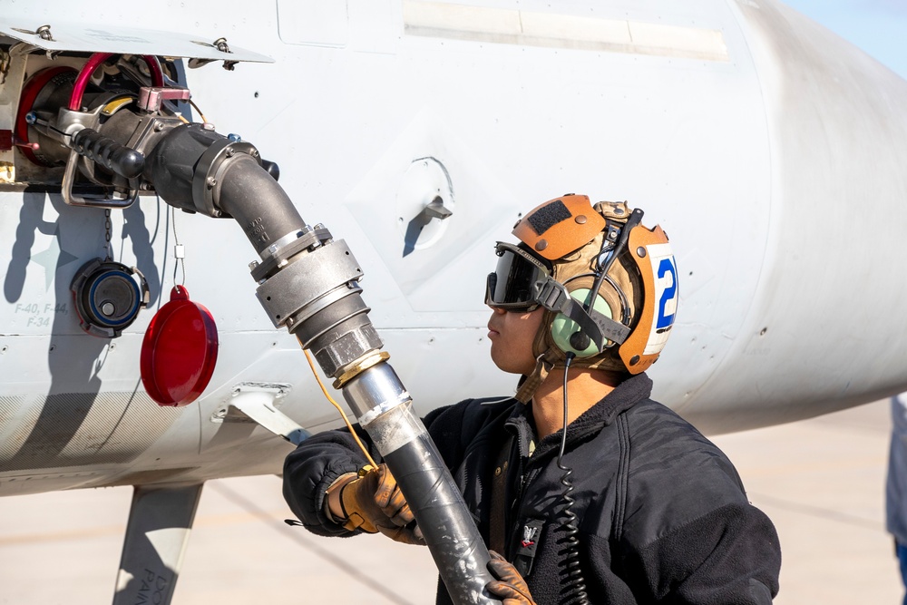 TOPGUN aircraft refueling