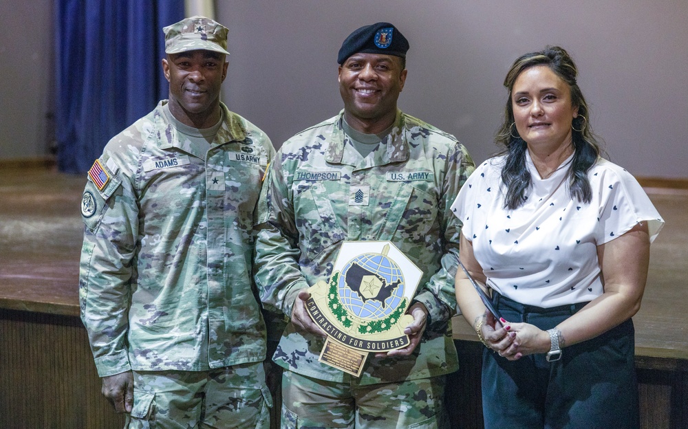 418th Contracting Support Brigade welcomes new senior enlisted leader